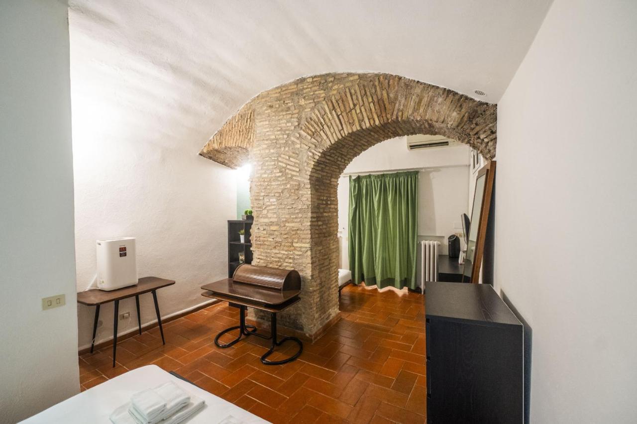 Campo De Fiori Grotto Apartment Řím Exteriér fotografie